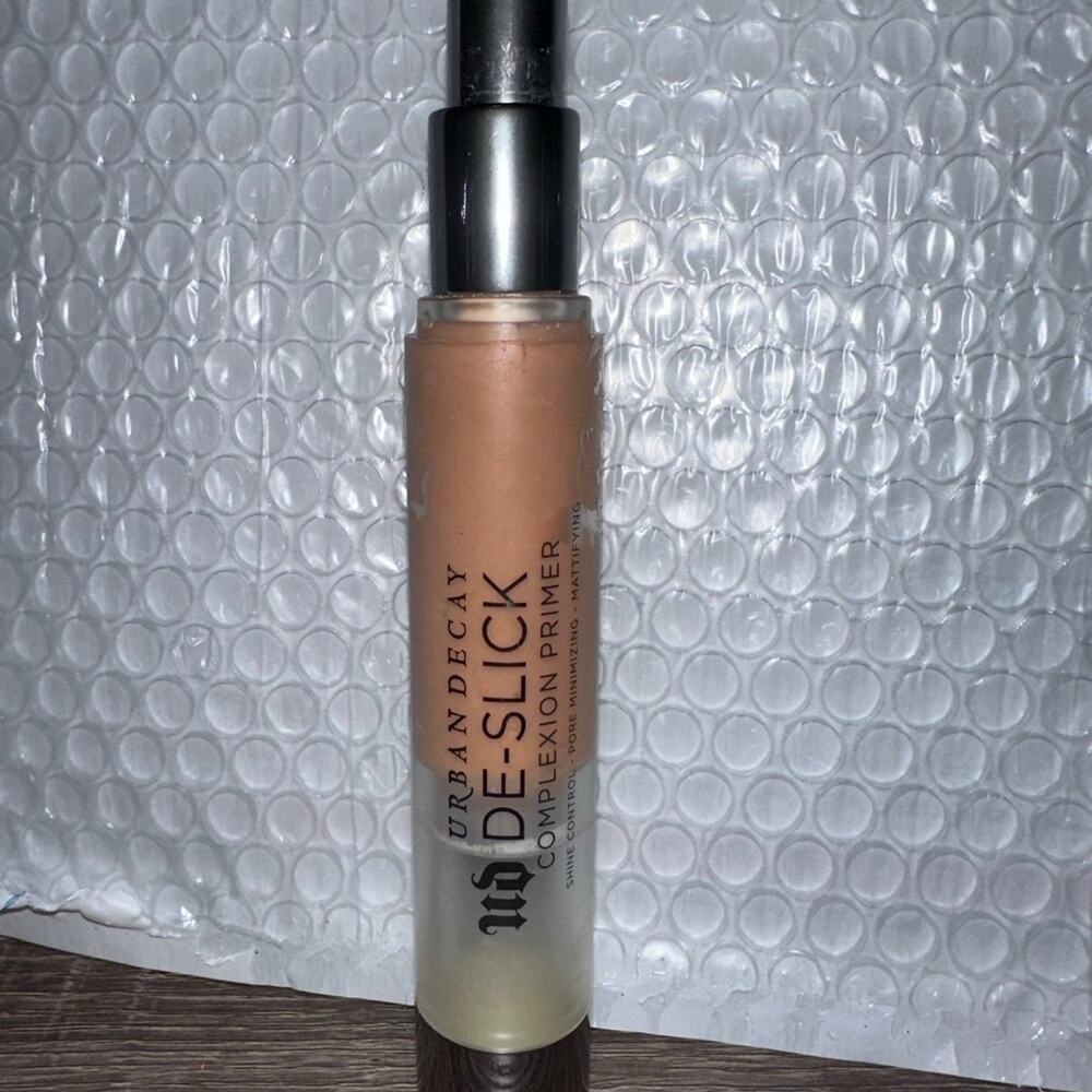 Urban Decay Deslick primer face‎